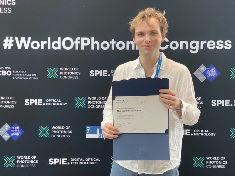 CEPS CDT student recognised for scientific contributions of outstanding quality to optics and photonics